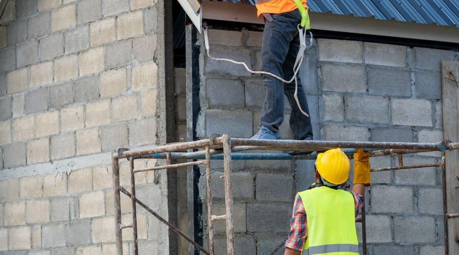 Expert Emergency Roof Repairs services in Montezuma, NY